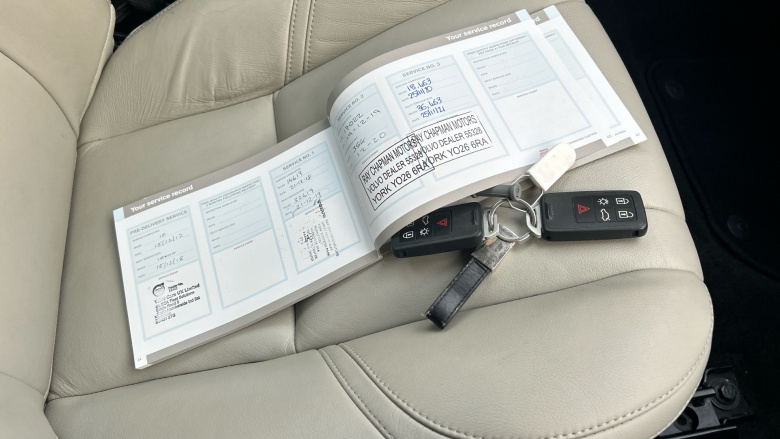 Volvo V40 T3 [152] Inscription 5dr Geartronic Petrol Hatchback